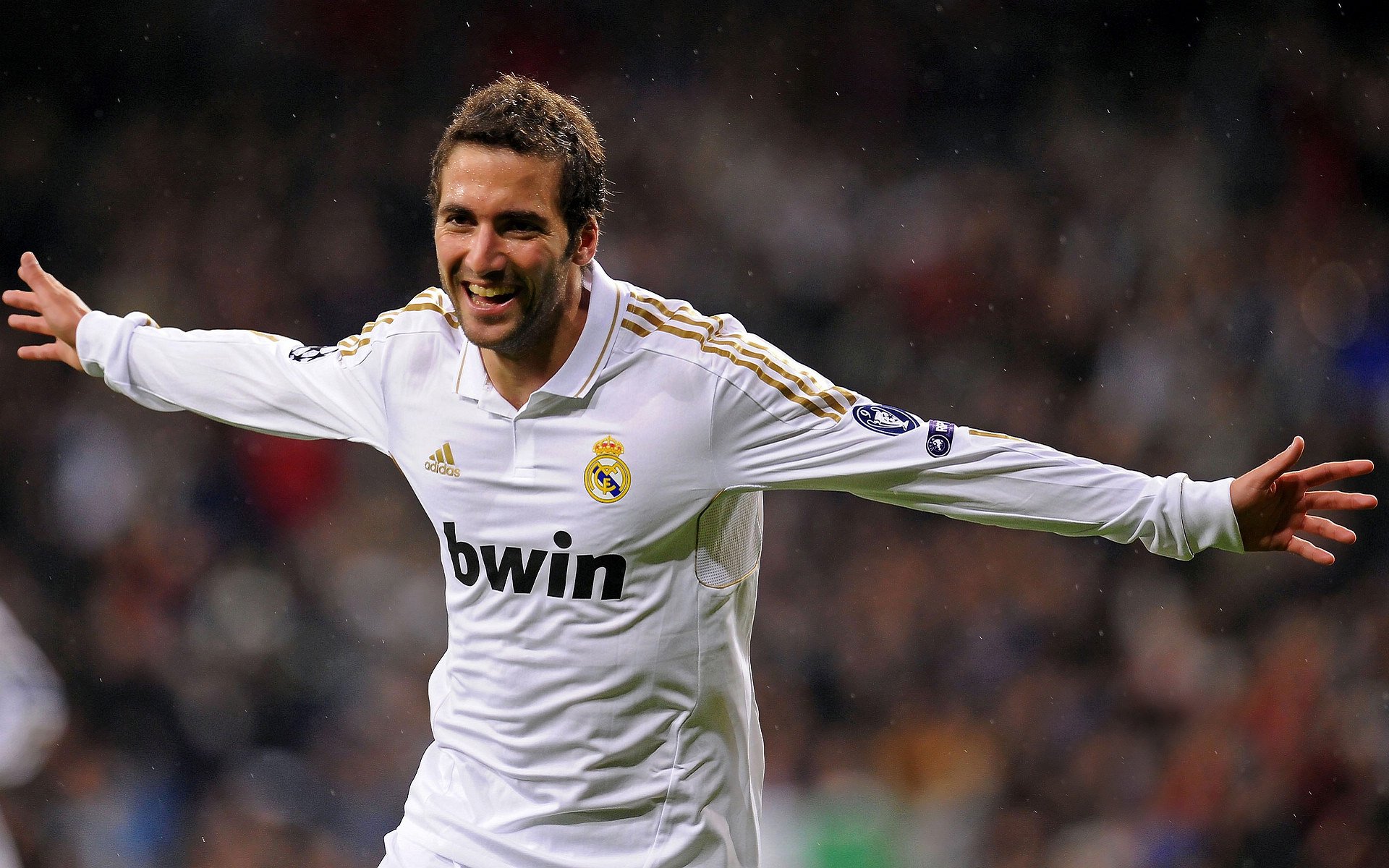 巴萨客场1-1战平塞尔塔，积分榜领先优势扩大